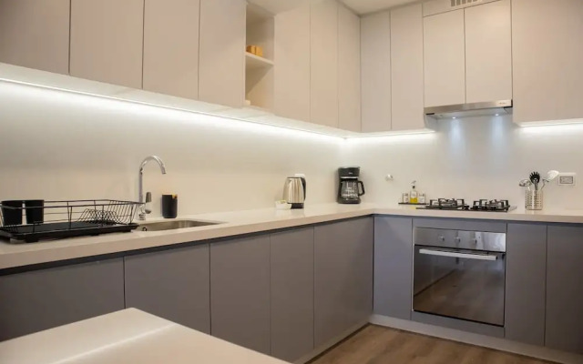 w Amazing 3BR w Balcony in Miraflores