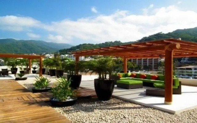 Romantic Zone V399 1 Bedroom