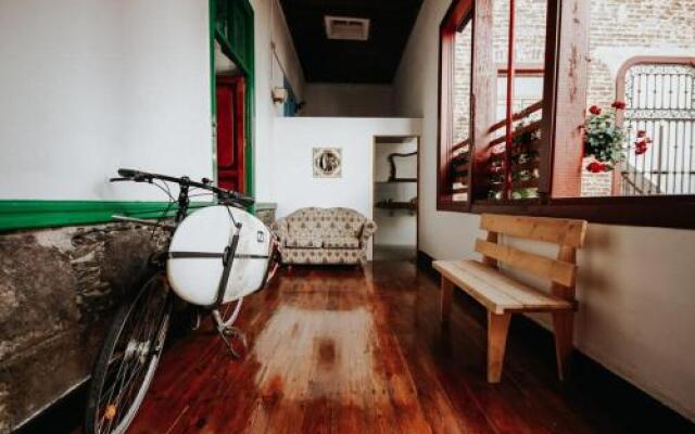 Atlantis Surf Hostel