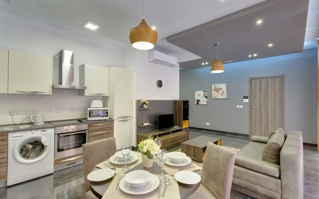 Luxury Apt Prime Location, Sliema