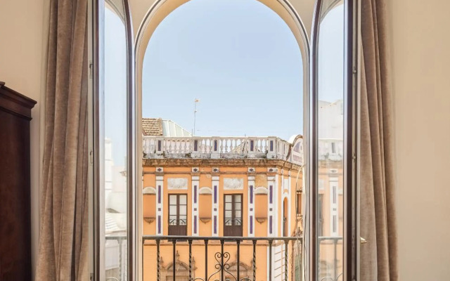 Lujoso apartamento a los pies de la Giralda