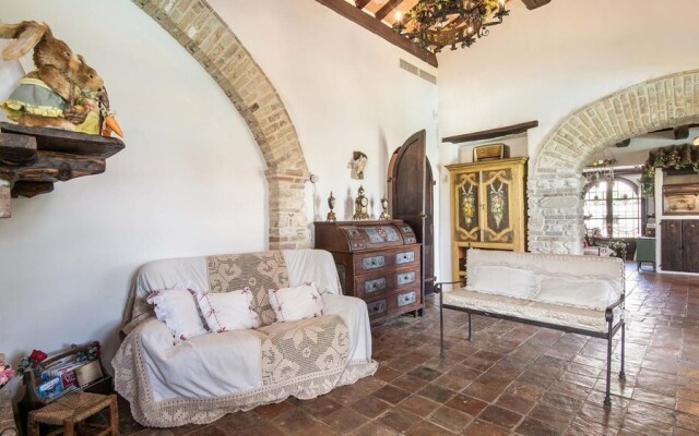 Rose Tower 6 2 in Rome