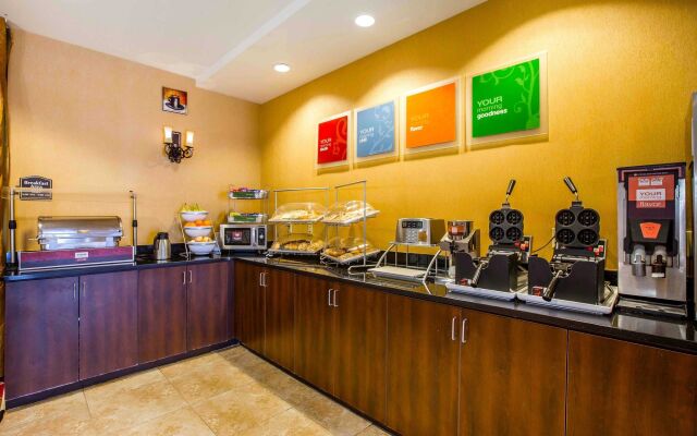 Comfort Suites Byron Warner Robins