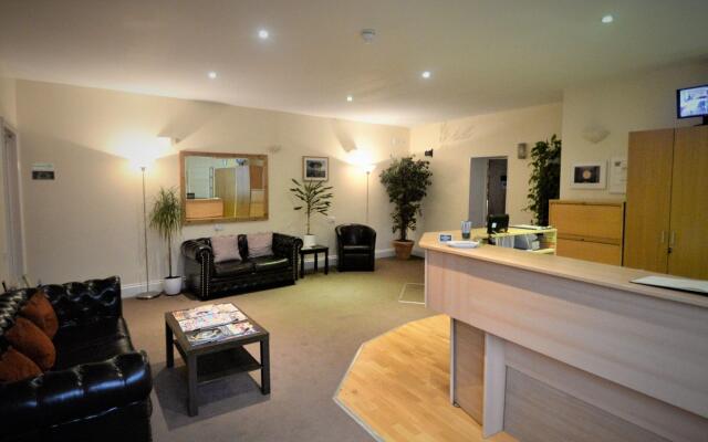 Gateway Hotel