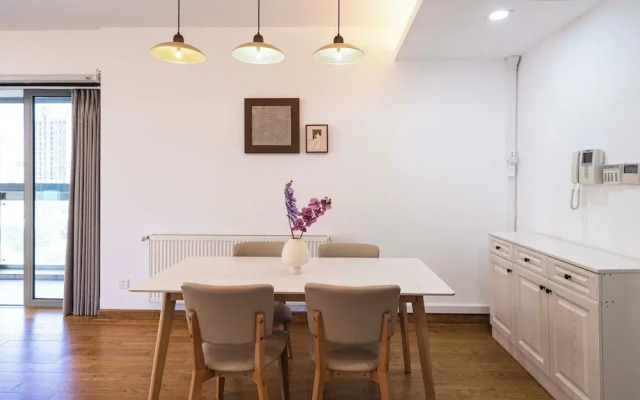 Tyms 3BR 2BA Apt Near Metro