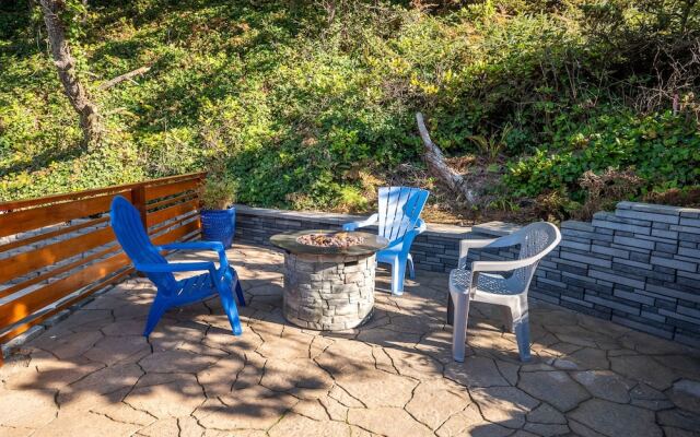 Sailor Jack's Oceanfront Inn