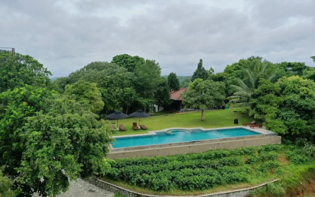 Heavensa Villas and Suites by The Clarks
