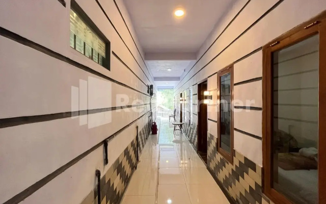 Family Homestay Syariah Bromo Mitra RedDoorz