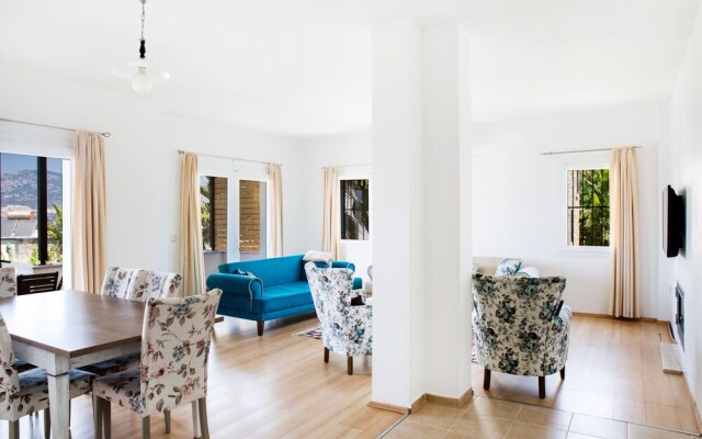 Important Group Villa BD463 4 Bedrooms