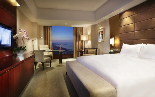 Crowne Plaza Yantai Seaview by IHG