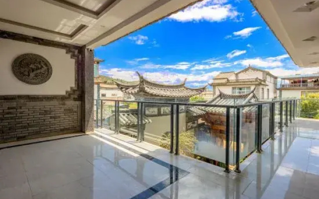 Dali Shuanglang Junxuan Haiju Baizu Homestay