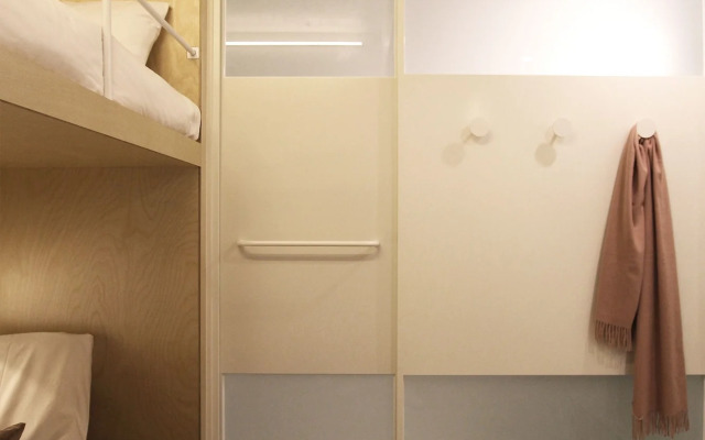 Tong Tong Petit Hotel