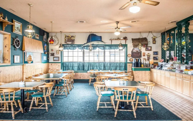 Quality Inn & Suites 1000 Islands