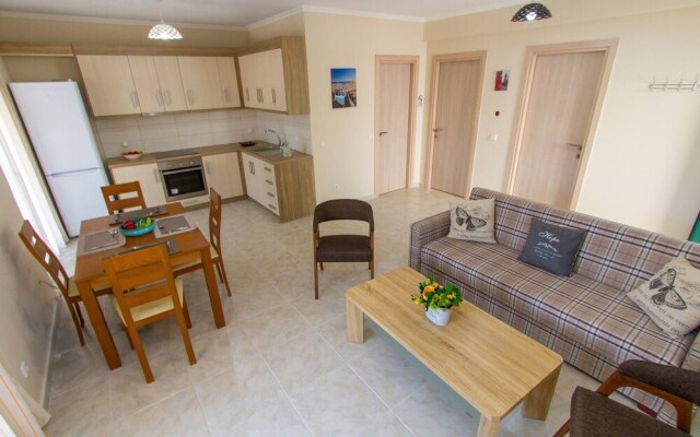 Nijay Apartments No 2 First Floor Front Quiet Location