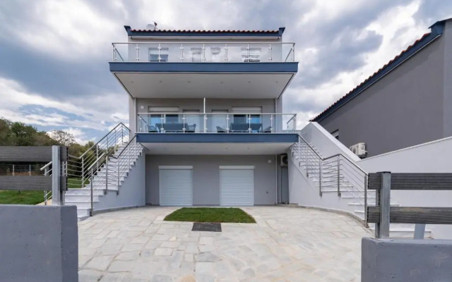 MG Villas & Suites