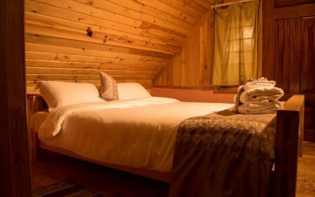 Elementaita Bandas Retreat and Resort