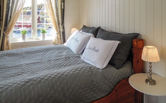 Beautiful Apartment in Steinsland With 4 Bedrooms and Wifi