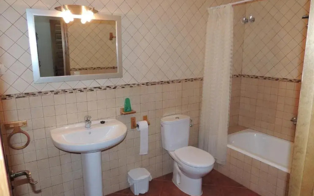 Las Bodegas Del Gilo