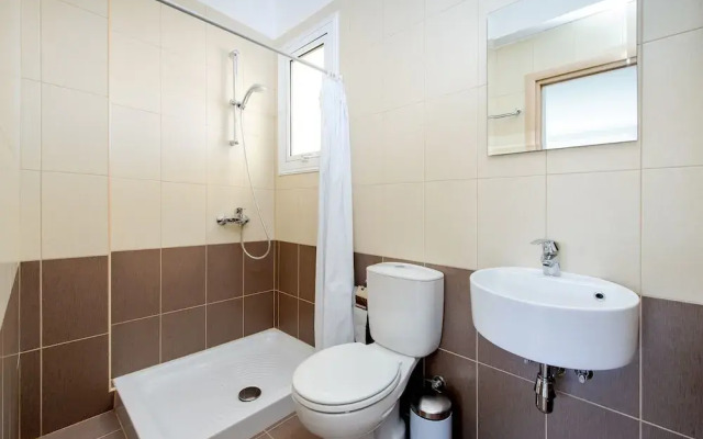 Cyprus Apartment Palm 204 Gold