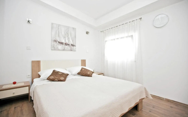 The Garden Rooms & Suites