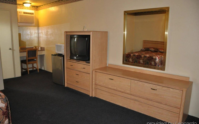 Travelers Inn Manteca