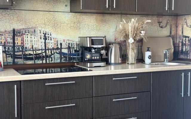 Апартаменты на улице Индустриальная 3/191