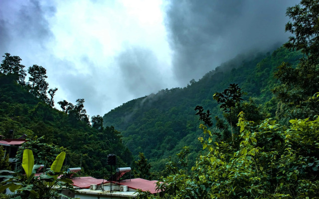 Haut Monde Hill Stream Resort and Spa