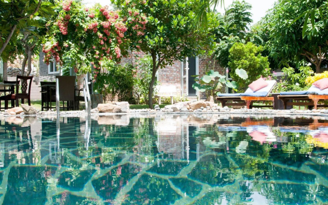 Evergreen Resort