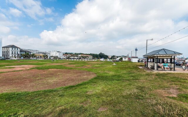 NEW Stunning & Stylish 2BD Flat Paignton Devon