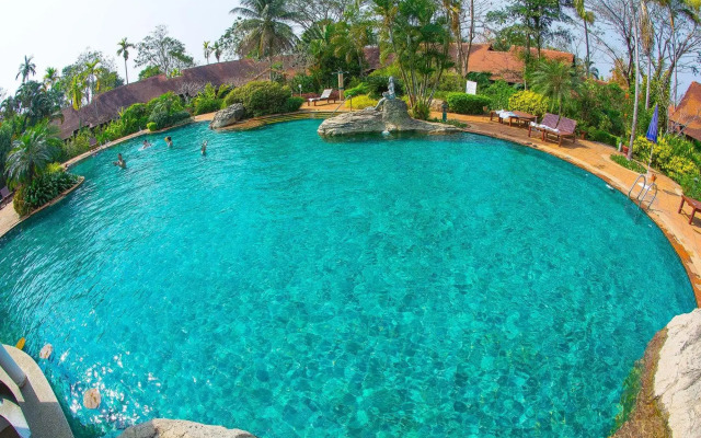 Golden Pine Resort