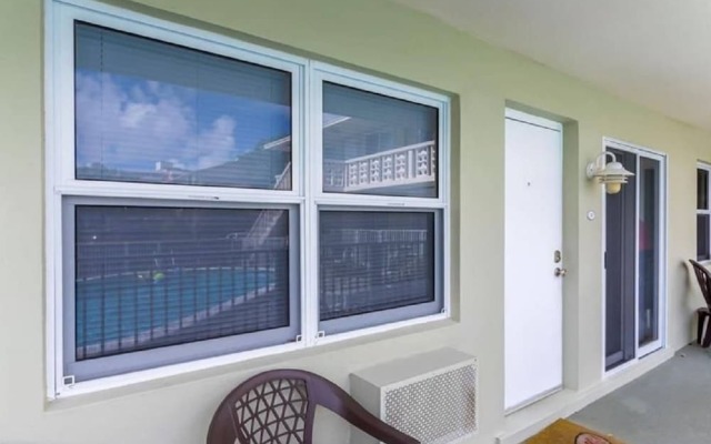 Mid Mari - Gorgeous Nautical Condo Near Beach, Shops & Restaurants- Condo 105