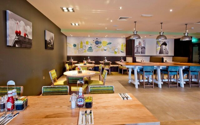 Premier Inn Salisbury South Milford