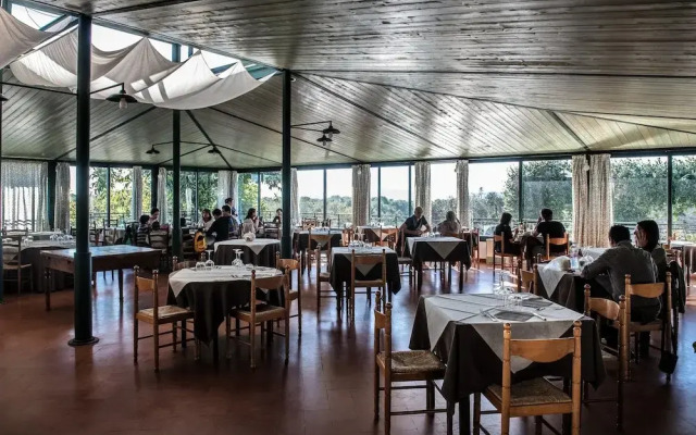 Hotel Scilla E Locanda Della Taverna Etrusca