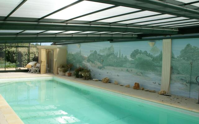 Holiday Home in Lamonzie-montastruc With Pool