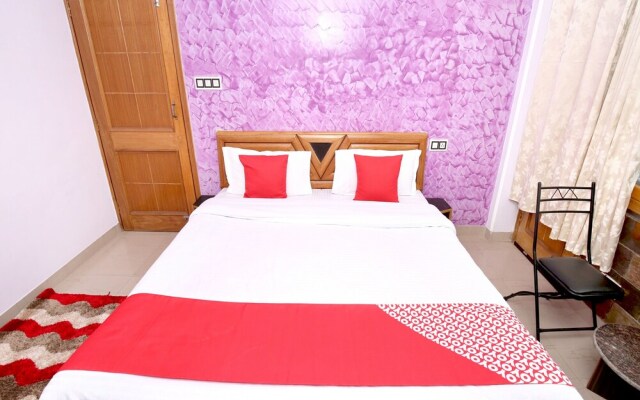 OYO 11905 Home Modern 3BHK New Shimla