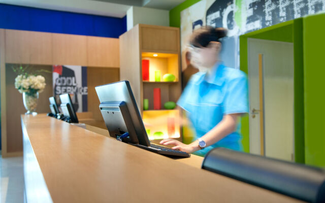 Ibis Budget Semarang Tendean