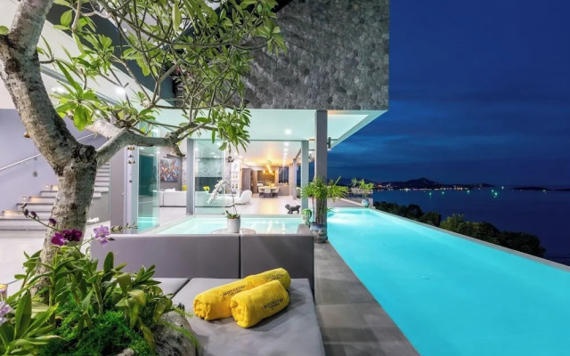 Villa Moonstar