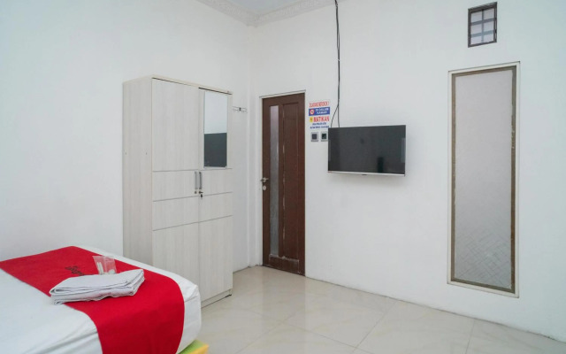 RedDoorz Syariah near Citraland Banjarmasin