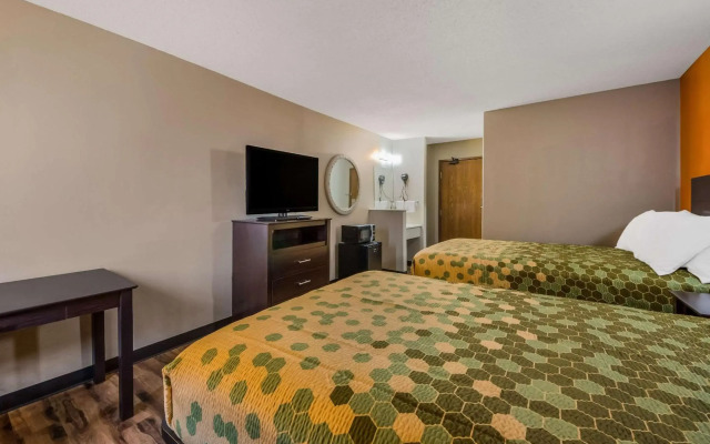 Econo Lodge San Antonio near SeaWorld - Medical Center