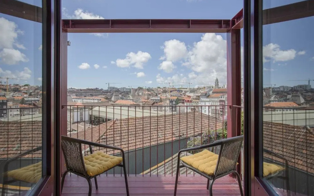 Liiiving in Porto Downtown Cosy Suites