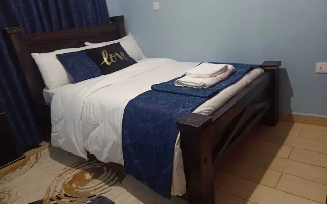 Lux Suites Trm drive Apartments Roysambu