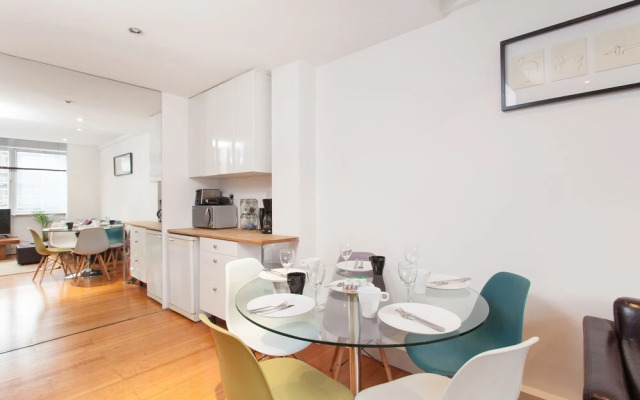Spacious Apartment Berwick St &Oxford St