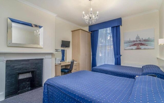Gower Hotel