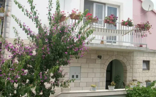 Apartments Sofka