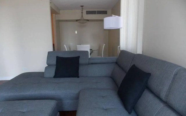 5 Calgary Downtown (2Bdr Suite
