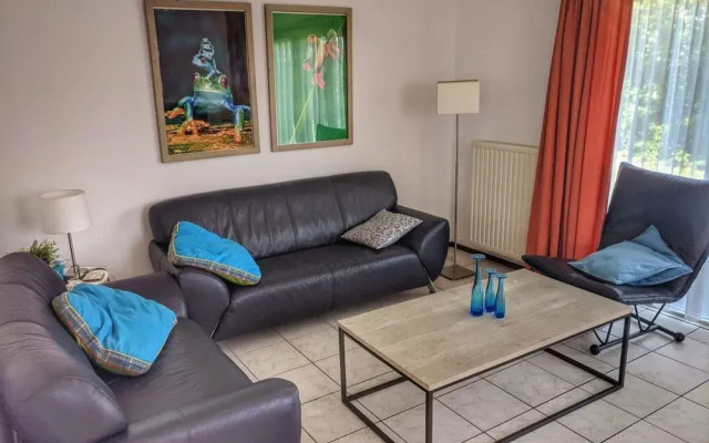 Welcoming Bungalow at Waterside