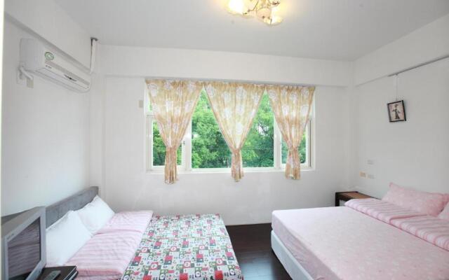 Travelers Fu-Home