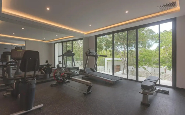 Modern Stunning Studio Swim-up Pool Fully-equipped Gym, Tulum