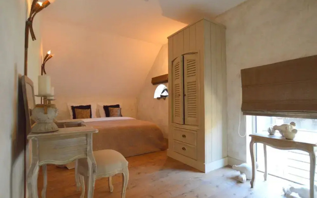 Grand Holiday Home in Alphen with Sauna & Hot Tub