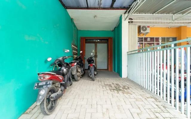 KoolKost Syariah near Summarecon Mall Serpong